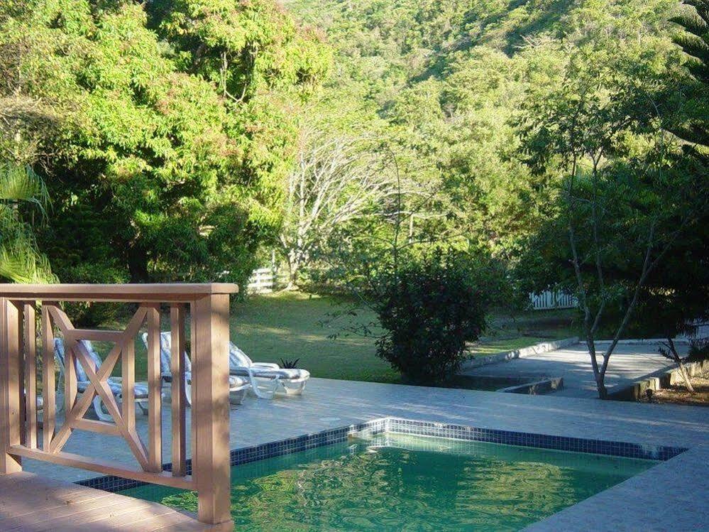 Icis Villas Brewers Bay Bagian luar foto