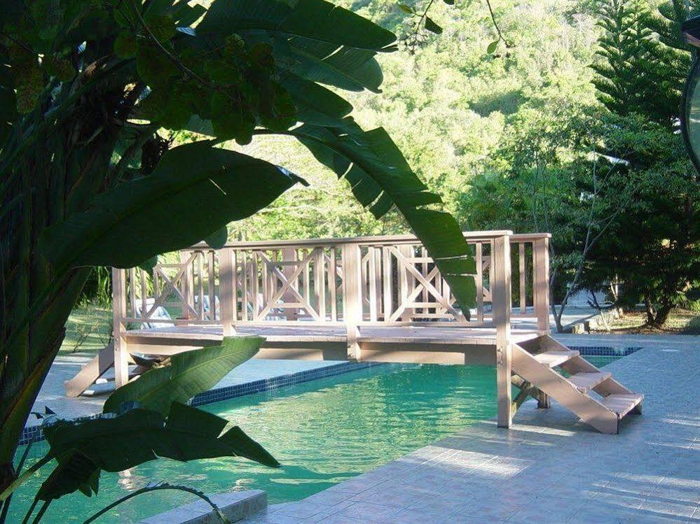 Icis Villas Brewers Bay Bagian luar foto